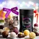 VEGANE PRALINEN IN DER GESCHENKDOSE - Edle handgemachte vegane Pralinen mit & ohne Alkohol aus feinstem Confiserie-Edelkakao, stilvoll verpackt in einer hochwertigen Geschenkdose. Perfekt als exklusives Geschenk für besondere Genussmomente