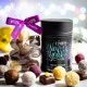 VEGANE PRALINEN IN DER GESCHENKDOSE - Edle handgemachte vegane Pralinen mit & ohne Alkohol aus feinstem Confiserie-Edelkakao, stilvoll verpackt in einer hochwertigen Geschenkdose. Perfekt als exklusives Geschenk für besondere Genussmomente