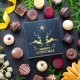 PRALINEN GESCHENKBOX OHNE ALKOHOL - Edle handgemachte Pralinen aus feinstem Confiserie-Edelkakao, stilvoll verpackt in einer hochwertigen Geschenkbox. Exklusiver Schokoladengenuss für besondere Anlässe & genussvolle Momente