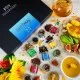 TEE SET IN DER GESCHENKBOX - 24 Sorten premium loser Tee als exklusives Probierset, stilvoll verpackt in einer edlen Geschenkbox mit Rezept-Booklet. Die besondere Geschenkidee für Teeliebhaber, Genießer & entspannte Wohlfühlmomente