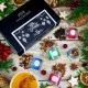 TEE SET IN DER GESCHENKBOX - 5 Sorten premium loser Tee als exklusives Probierset, stilvoll verpackt in einer edlen Geschenkbox mit Rezept-Booklet. Die besondere Geschenkidee für Teeliebhaber, Genießer & entspannte Wohlfühlmomente