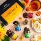 TEE SET IN DER GESCHENKBOX - 5 Sorten premium loser Tee als exklusives Probierset, stilvoll verpackt in einer edlen Geschenkbox mit Rezept-Booklet. Die besondere Geschenkidee für Teeliebhaber, Genießer & entspannte Wohlfühlmomente