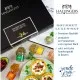 GEWÜRZ SET IN DER GESCHENKBOX - 24 Gewürze aus aller Welt als exklusive Gourmet-Selektion, stilvoll verpackt in einer hochwertigen Geschenkbox mit Rezept-Booklet. Die besondere Geschenkidee für Feinschmecker, Hobbyköche & Genussmomente