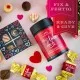 BESONDERS STATT GEWÖHNLICH - Edition \Ich liebe Dich\: Während andere auf Masse setzen, entsteht echter Feinkost-Genuss durch perfekt abgestimmte Spezialitäten (großer Liebesgruß Pralinen, Nougat-Busserl, Tafel Schokolade & Kochlöffel)
