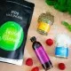 Herzlich willkommen (kleiner Willkommensgruß Pfeffer, Salz & Himbeerbalsam) - Feinkost-Set, Gourmet-Auswahl Wundertüte