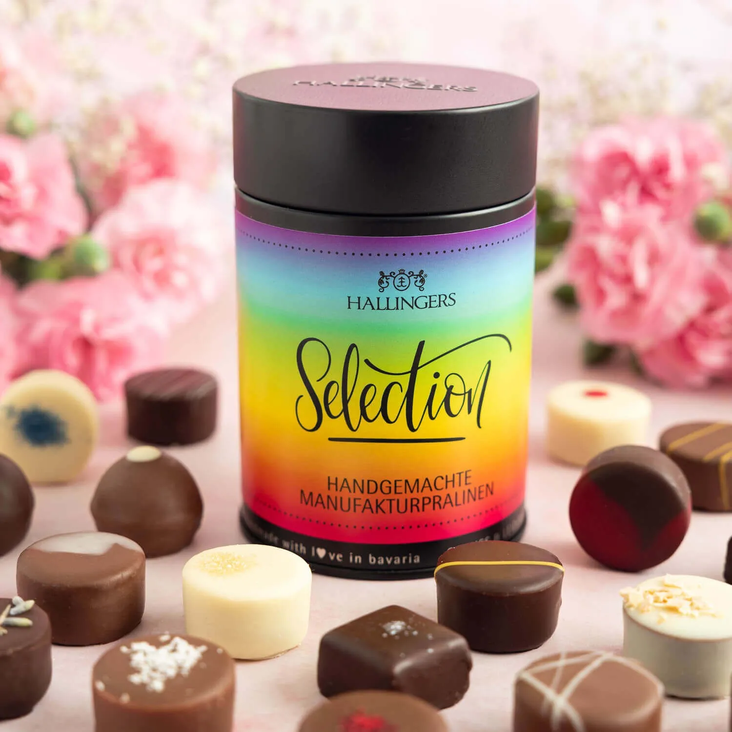 PRALINEN IN DER GESCHENKDOSE OHNE ALKOHOL - Edle handgemachte Pralinen aus feinstem Confiserie-Edelkakao, stilvoll verpackt in einer hochwertigen Geschenkdose. Perfekt als exklusives Geschenk für besondere Genussmomente
