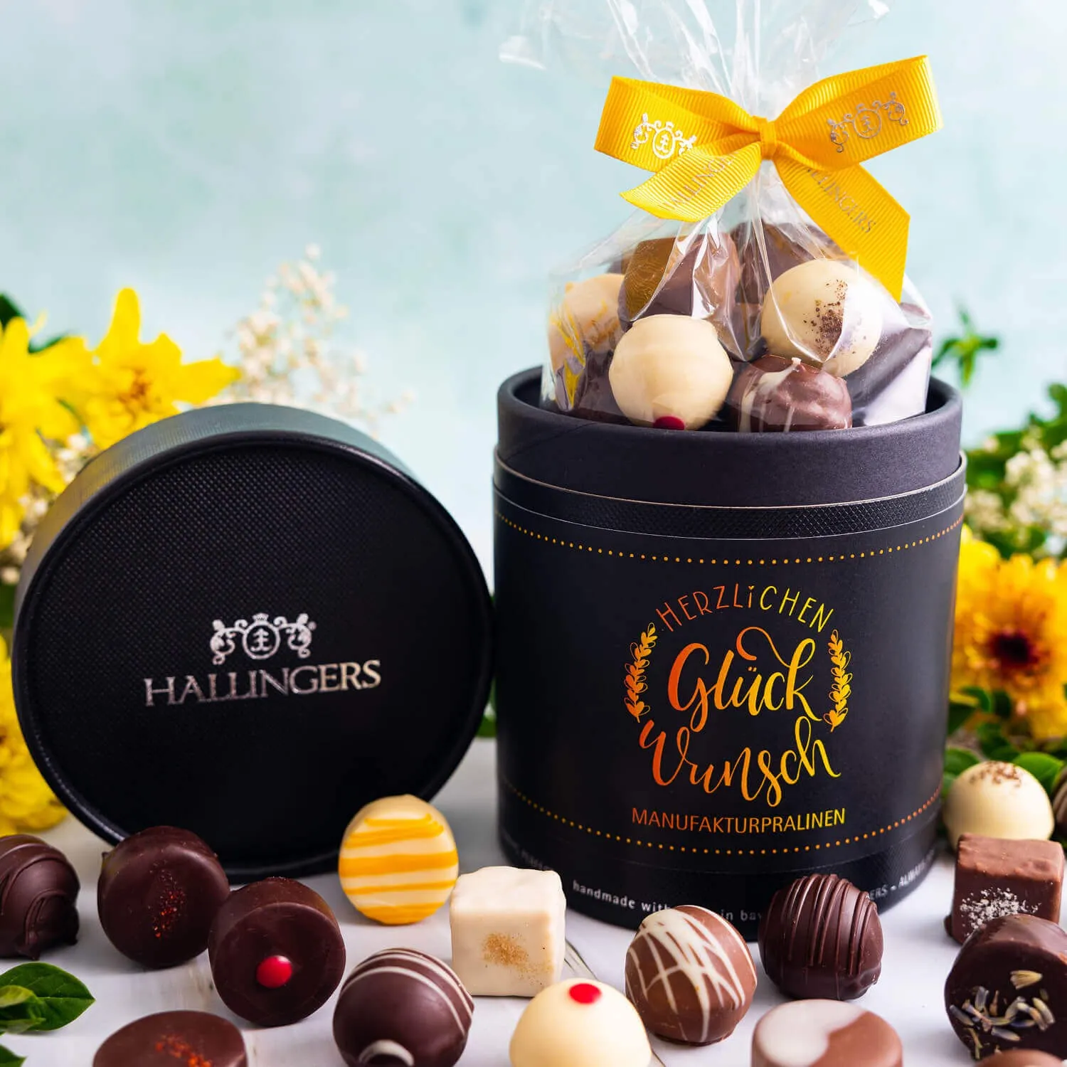 PRALINEN IN DER GESCHENKDOSE OHNE ALKOHOL - Edle handgemachte Pralinen aus feinstem Confiserie-Edelkakao, stilvoll verpackt in einer hochwertigen XXL-Geschenkdose. Perfekt als exklusives Geschenk für besondere Genussmomente