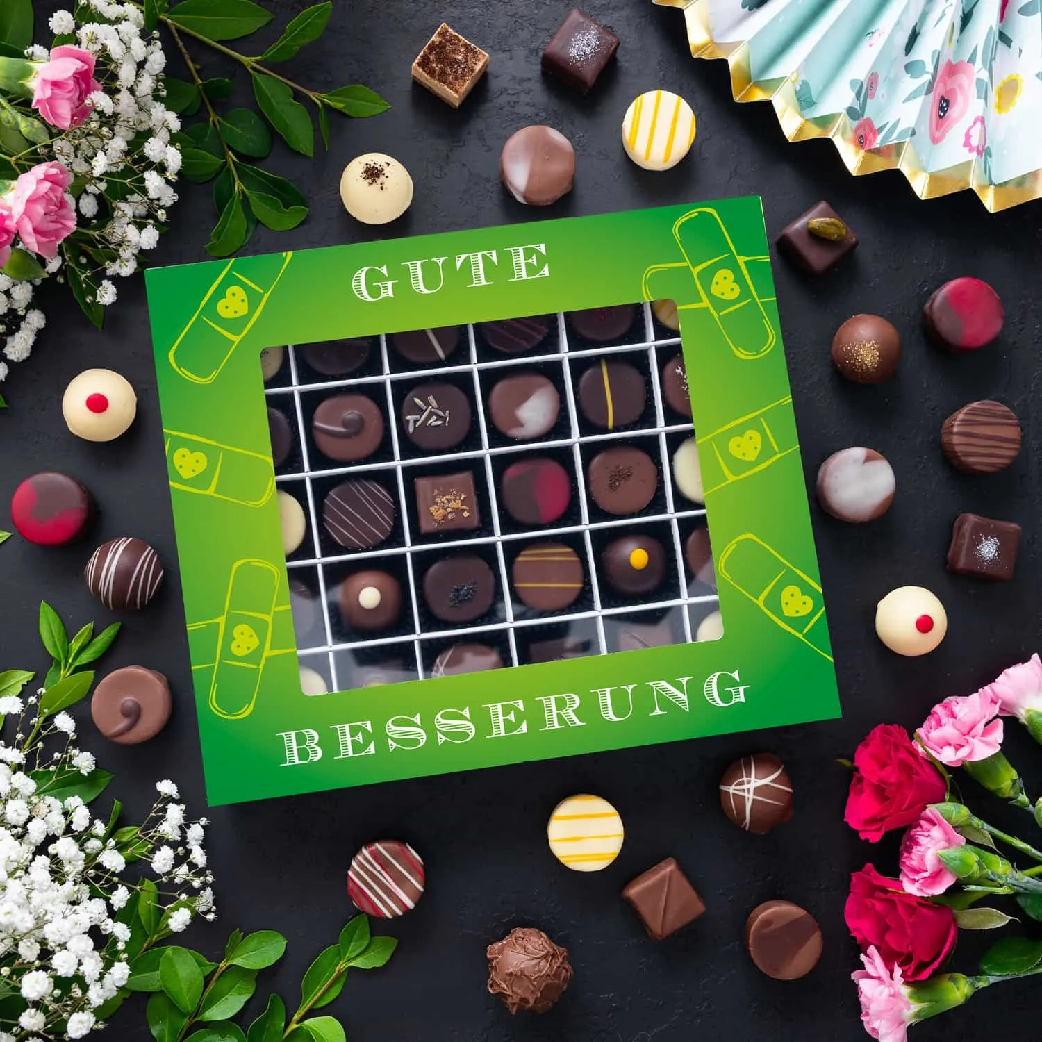 PRALINEN GESCHENKBOX OHNE ALKOHOL - Edle handgemachte Pralinen aus feinstem Confiserie-Edelkakao, stilvoll verpackt in einer hochwertigen XXL-Geschenkbox. Exklusiver Schokoladengenuss für besondere Anlässe & genussvolle Momente