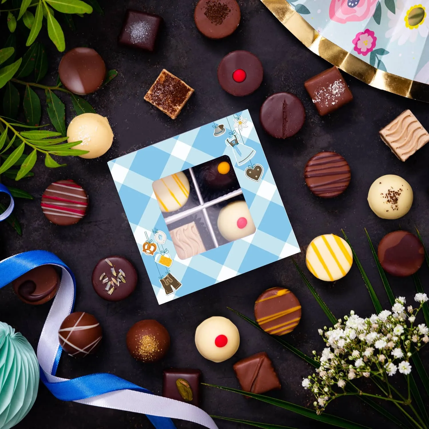 PRALINEN GESCHENKBOX MIT & OHNE ALKOHOL - Edle handgemachte Pralinen aus feinstem Confiserie-Edelkakao, stilvoll verpackt in einer hochwertigen Geschenkbox. Exklusiver Schokoladengenuss für besondere Anlässe & genussvolle Momente
