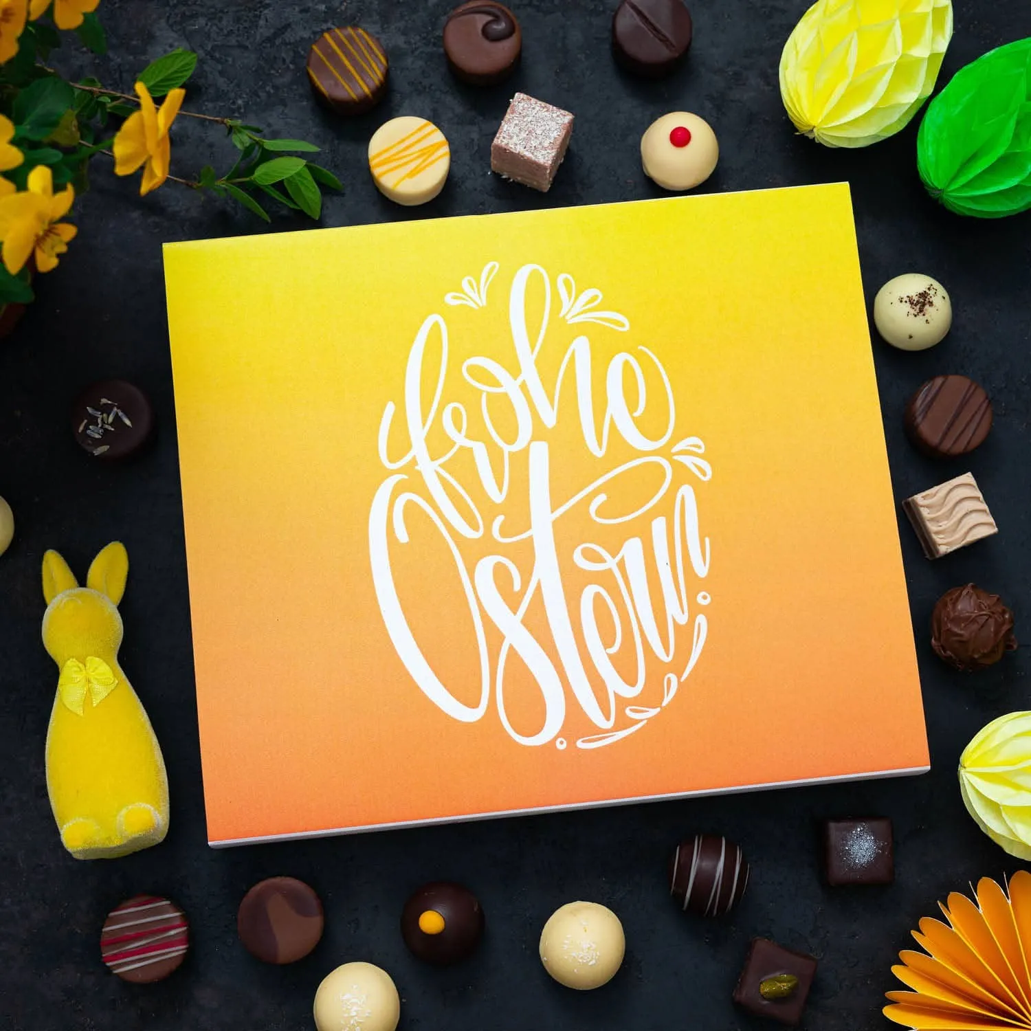 PRALINEN GESCHENKBOX OHNE ALKOHOL - Edle handgemachte Pralinen aus feinstem Confiserie-Edelkakao, stilvoll verpackt in einer hochwertigen XXL-Geschenkbox. Exklusiver Schokoladengenuss für besondere Anlässe & genussvolle Momente