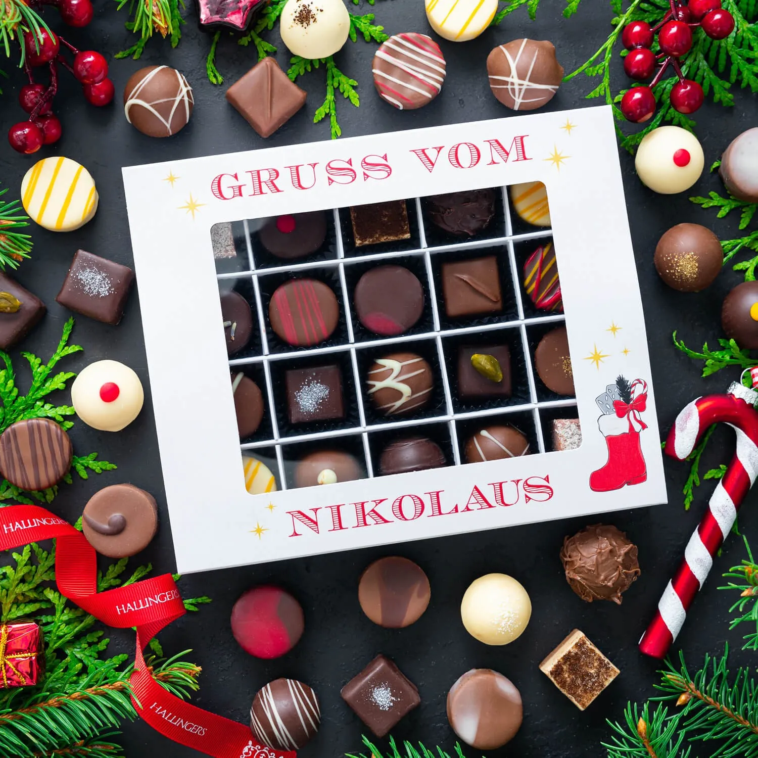 PRALINEN GESCHENKBOX MIT & OHNE ALKOHOL - Edle handgemachte Pralinen aus feinstem Confiserie-Edelkakao, stilvoll verpackt in einer hochwertigen XL-Geschenkbox. Exklusiver Schokoladengenuss für besondere Anlässe & genussvolle Momente