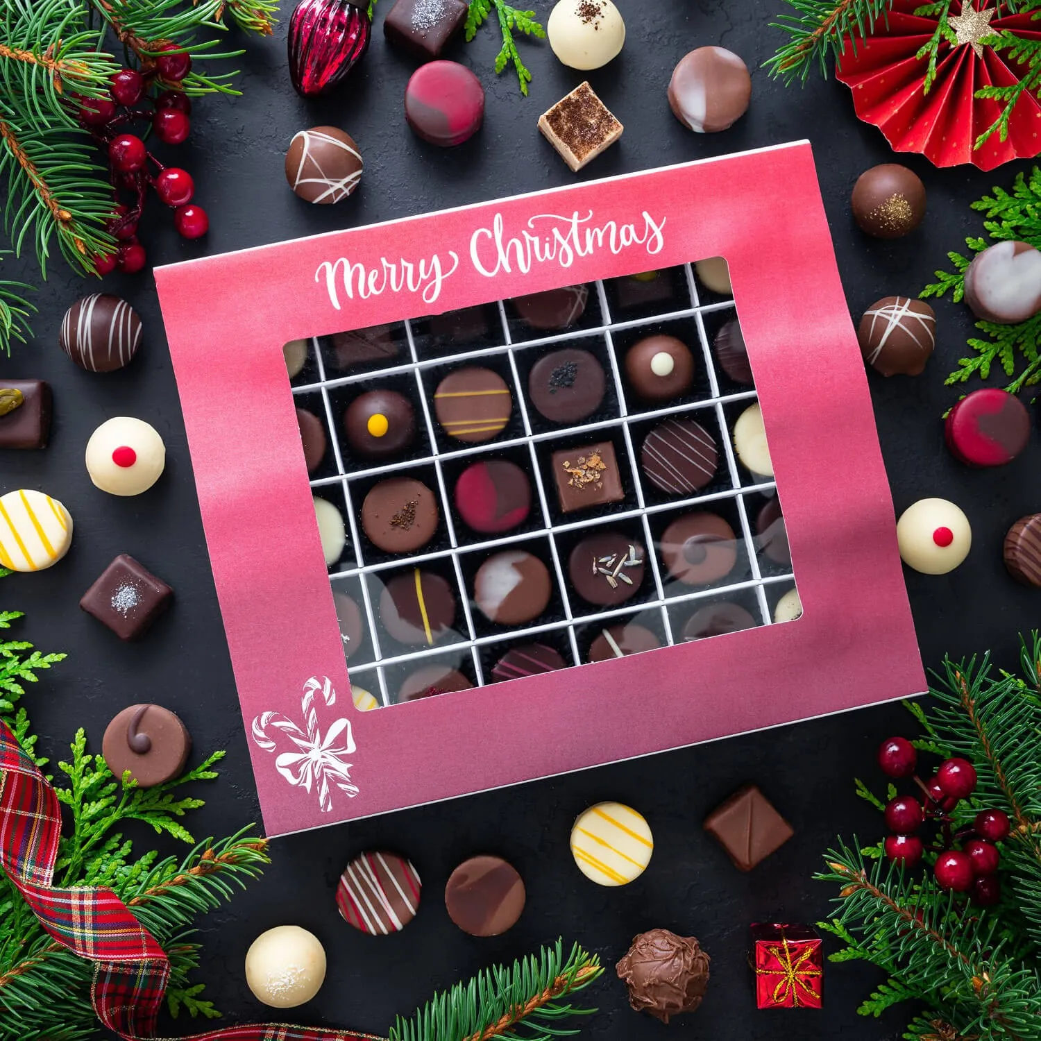 PRALINEN GESCHENKBOX MIT & OHNE ALKOHOL - Edle handgemachte Pralinen aus feinstem Confiserie-Edelkakao, stilvoll verpackt in einer hochwertigen XXL-Geschenkbox. Exklusiver Schokoladengenuss für besondere Anlässe & genussvolle Momente