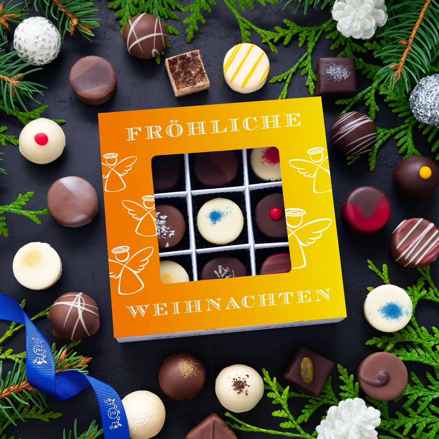 PRALINEN GESCHENKBOX MIT & OHNE ALKOHOL - Edle handgemachte Pralinen aus feinstem Confiserie-Edelkakao, stilvoll verpackt in einer hochwertigen L-Geschenkbox. Exklusiver Schokoladengenuss für besondere Anlässe & genussvolle Momente