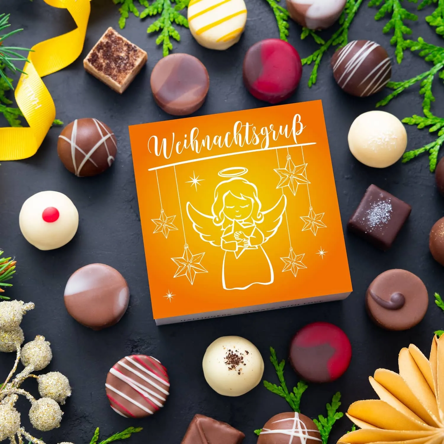 PRALINEN GESCHENKBOX OHNE ALKOHOL - Edle handgemachte Pralinen aus feinstem Confiserie-Edelkakao, stilvoll verpackt in einer hochwertigen Geschenkbox. Exklusiver Schokoladengenuss für besondere Anlässe & genussvolle Momente