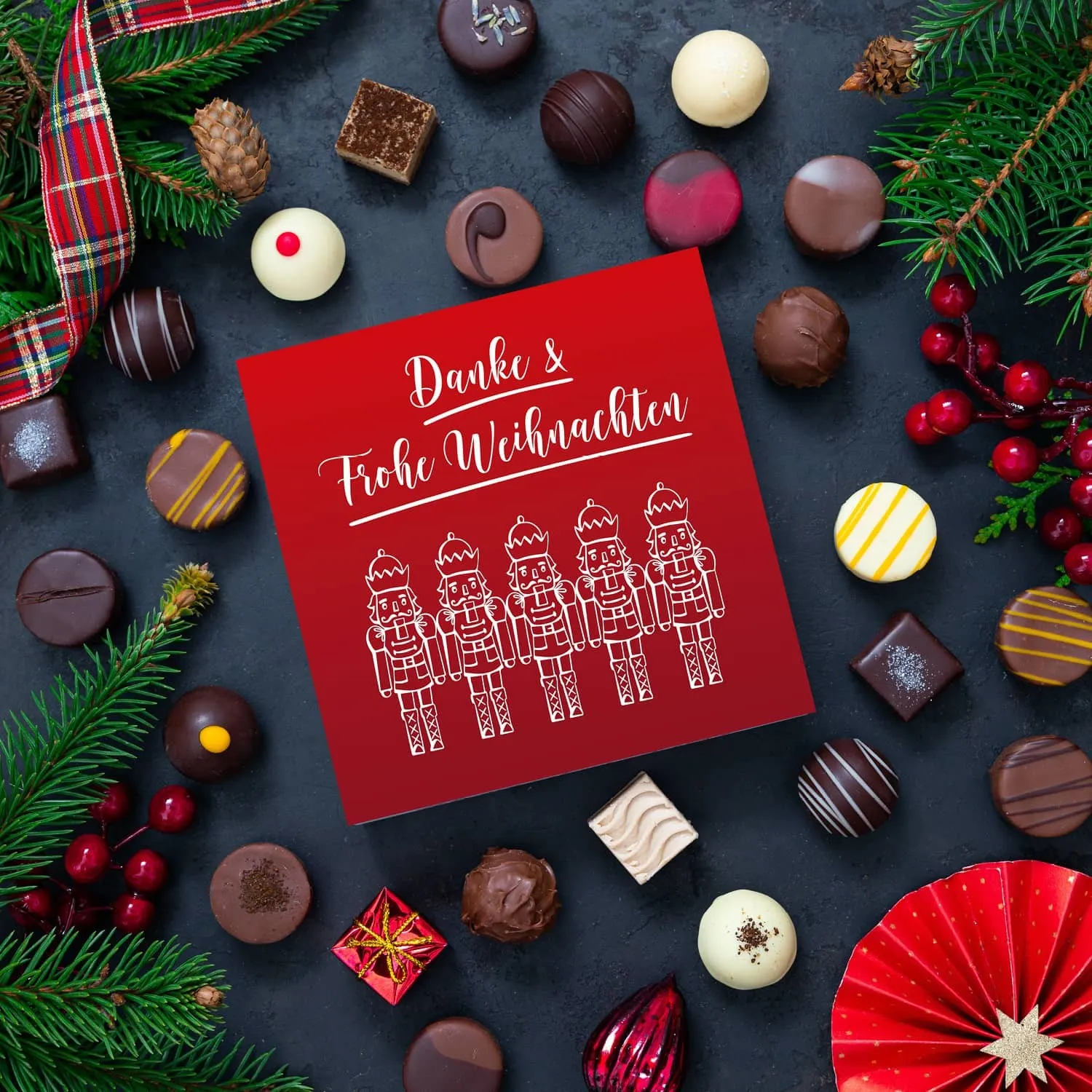 PRALINEN GESCHENKBOX OHNE ALKOHOL - Edle handgemachte Pralinen aus feinstem Confiserie-Edelkakao, stilvoll verpackt in einer hochwertigen L-Geschenkbox. Exklusiver Schokoladengenuss für besondere Anlässe & genussvolle Momente