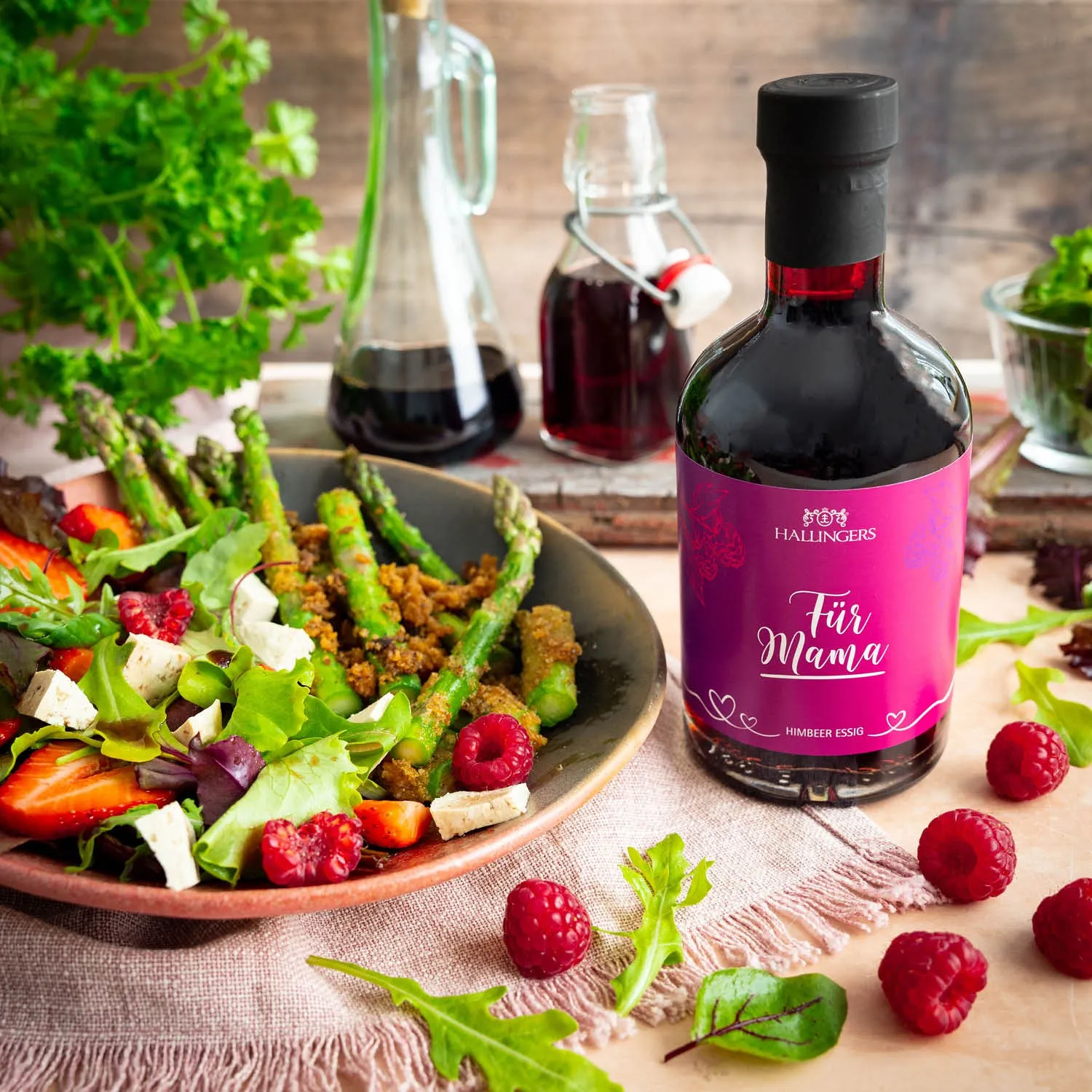 GOURMET-ESSIG IN DER GESCHENKFLASCHE - Hochwertiger Gourmet-Essig zum Verfeinern von Salaten, Getränken & Speisen, stilvoll abgefüllt in einer edlen Geschenkflasche. Die besondere Geschenkidee für Feinschmecker & Genießer