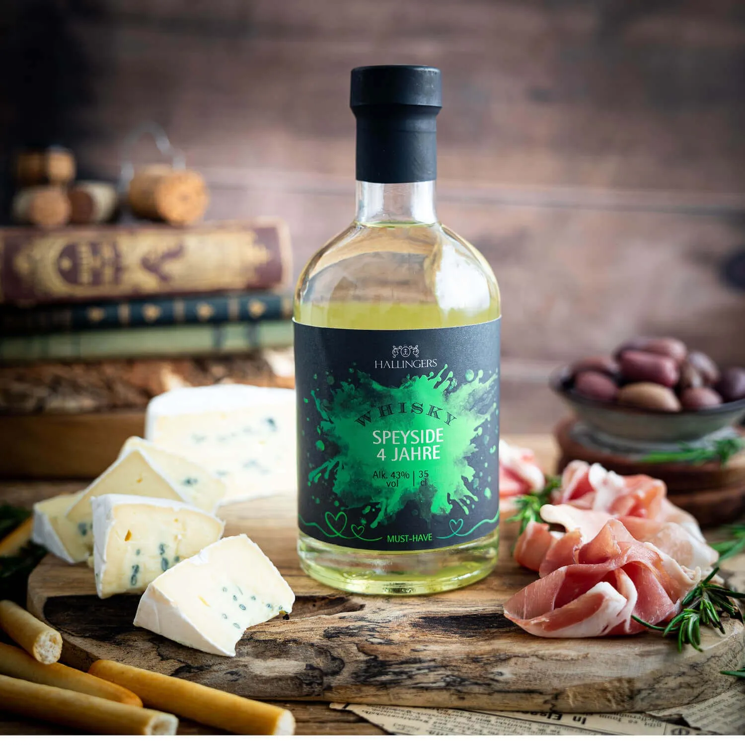 GOURMET-WHISKY IN DER GESCHENKFLASCHE - Hochwertiger Gourmet-Whisky, von Hand abgefüllt und stilvoll präsentiert in einer edlen Geschenkflasche. Die besondere Geschenkidee für Whisky-Liebhaber & exklusive Genussmomente