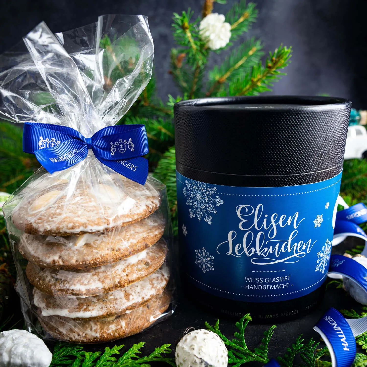 ELISEN-LEBKUCHEN IN DER GESCHENKDOSE - 5 saftige handgemachte Elisen-Lebkuchen mit hohem Kernanteil, stilvoll verpackt in einer edlen Geschenk-Dose. Die besondere Geschenkidee für winterliche Genussmomente & die Weihnachtszeit