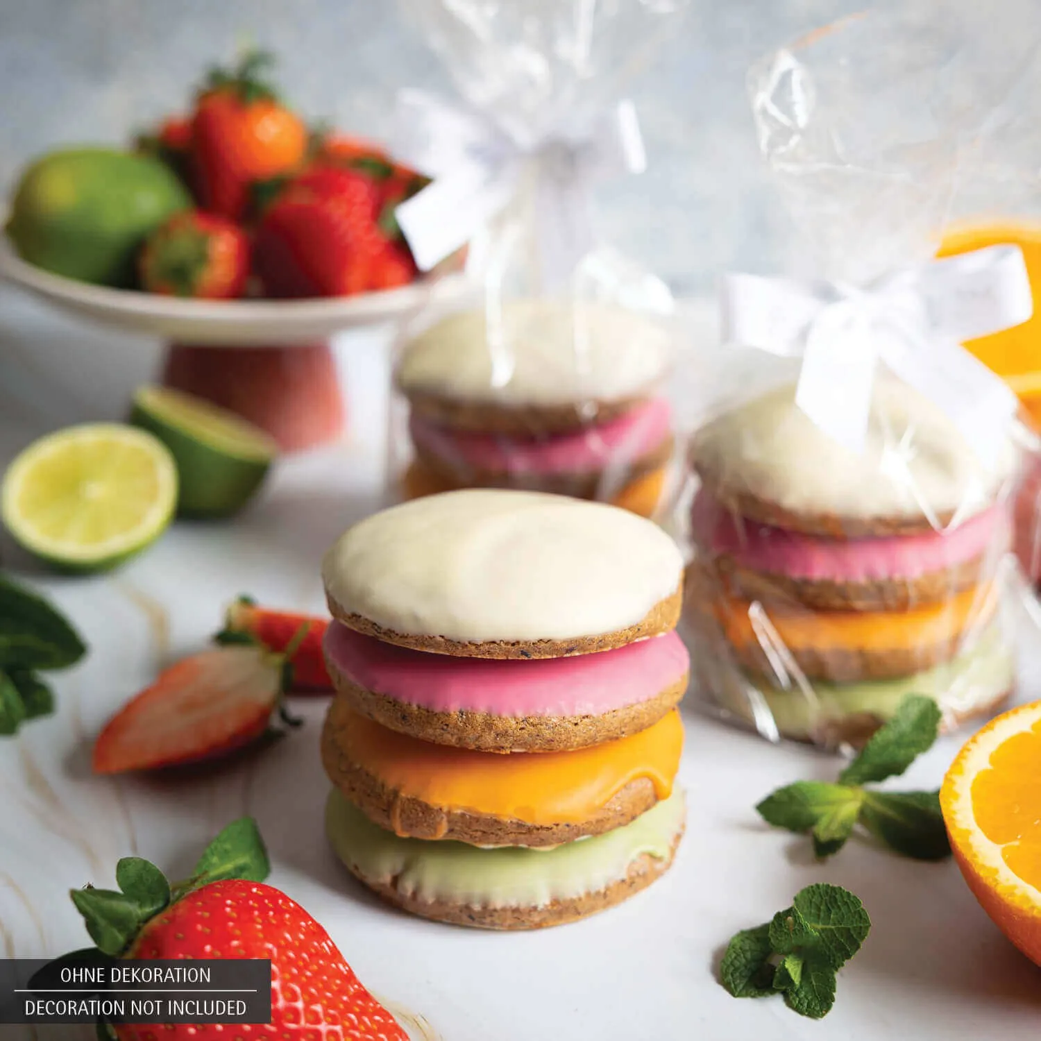 SOMMER-LEBKUCHEN IM GESCHENK-BEUTEL - 5 saftige handgemachte Elisen-Lebkuchen mit hohem Kernanteil, stilvoll verpackt im edlen Geschenk-Beutel. Die besondere Geschenkidee für sommerliche Genussmomente & feine Naschpausen