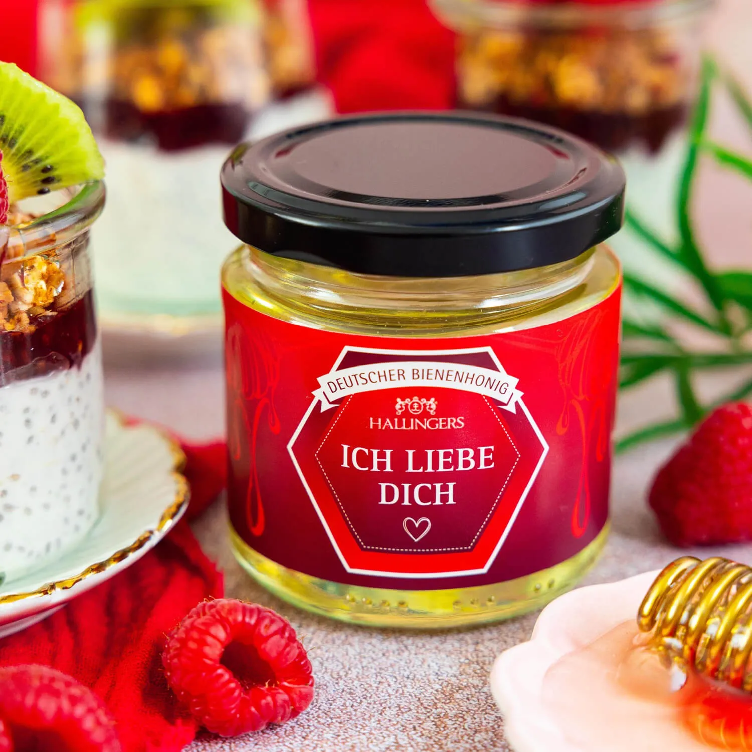 HONIG VOM IMKER - Kalt geschleuderter Honig, handcremig gerührt, ungefiltert & unpasteurisiert für naturbelassenen Genuss mit feinster Honignote. Die besondere Geschenkidee für Feinschmecker & bewusste Genussmomente