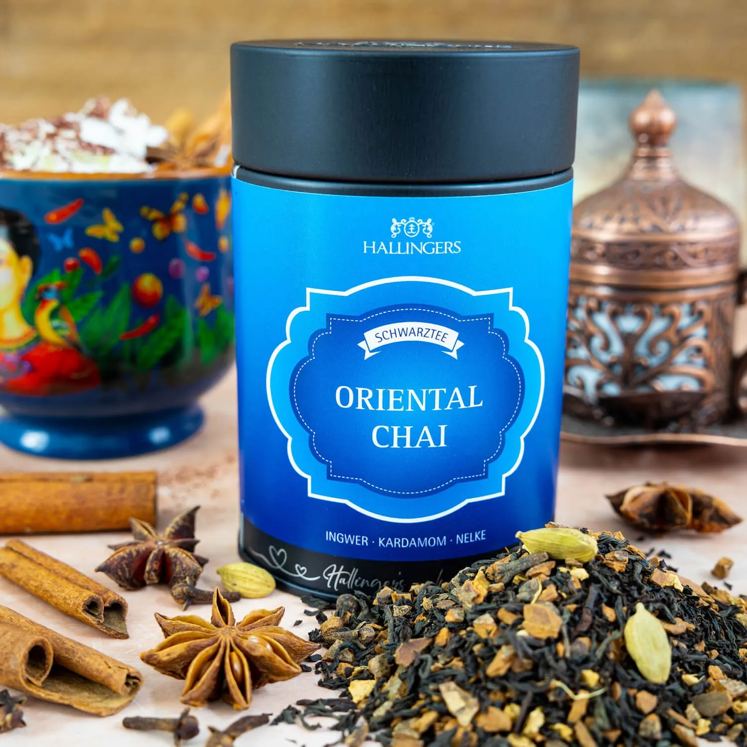 SCHWARZER TEE IN DER GESCHENK-DOSE - Loser Schwarztee mit aromatischem Geschmack, stilvoll verpackt in einer hochwertigen Geschenk-Dose. Die besondere Geschenkidee für Teeliebhaber, Genießer & entspannte Genussmomente