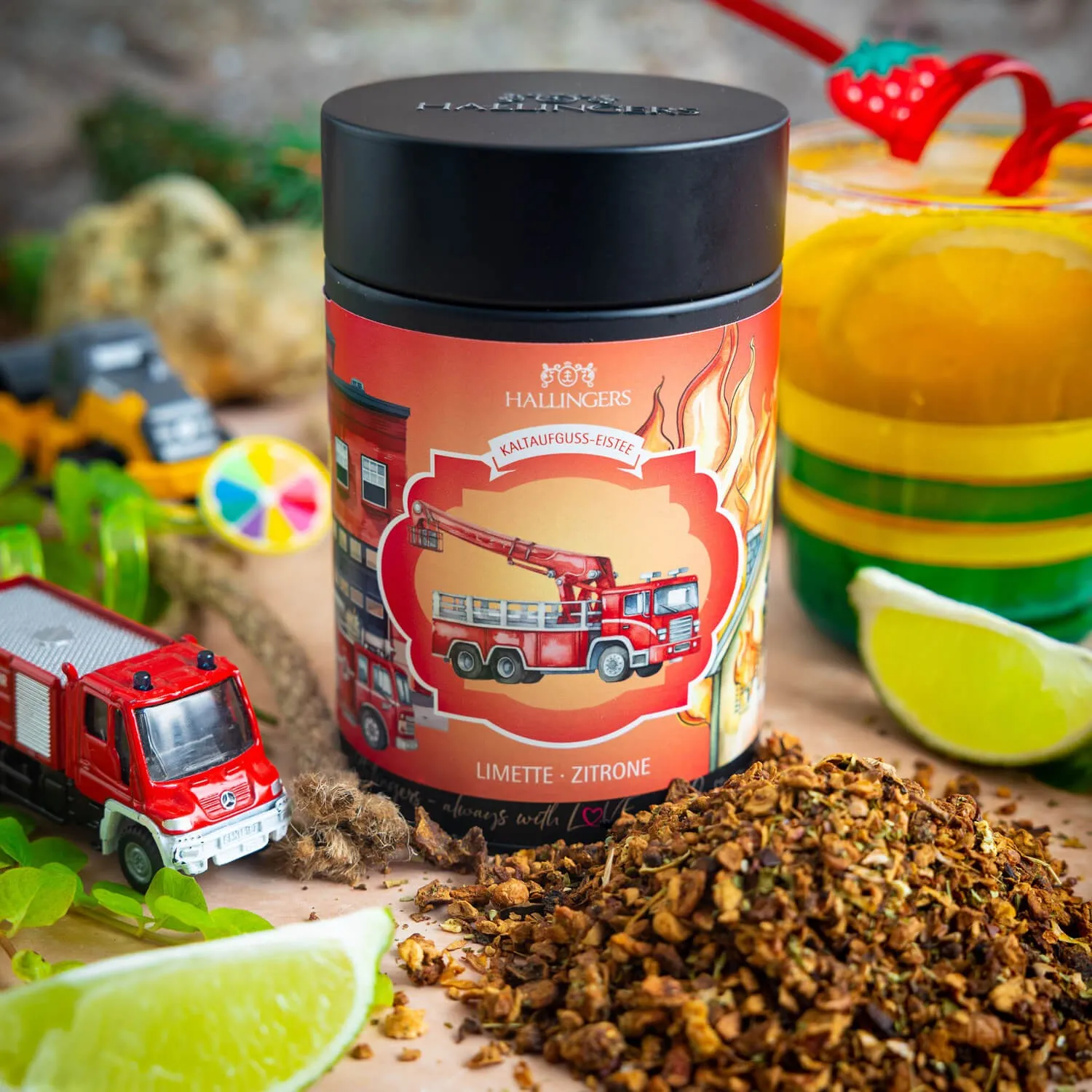 COLD TEA IN DER GESCHENK-DOSE - Loser Eistee als Cold Brew Kaltaufguss mit fruchtig-erfrischendem Aroma, stilvoll verpackt in einer edlen Geschenk-Dose. Die besondere Geschenkidee für Teeliebhaber & erfrischende Genussmomente