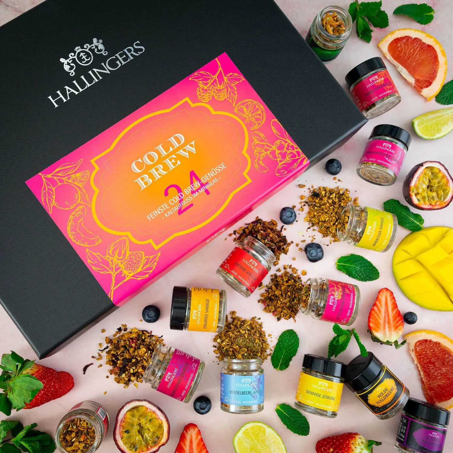 TEE SET IN DER GESCHENKBOX - 24 Sorten premium loser Tee als exklusives Probierset, stilvoll verpackt in einer edlen Geschenkbox mit Rezept-Booklet. Die besondere Geschenkidee für Teeliebhaber, Genießer & entspannte Wohlfühlmomente