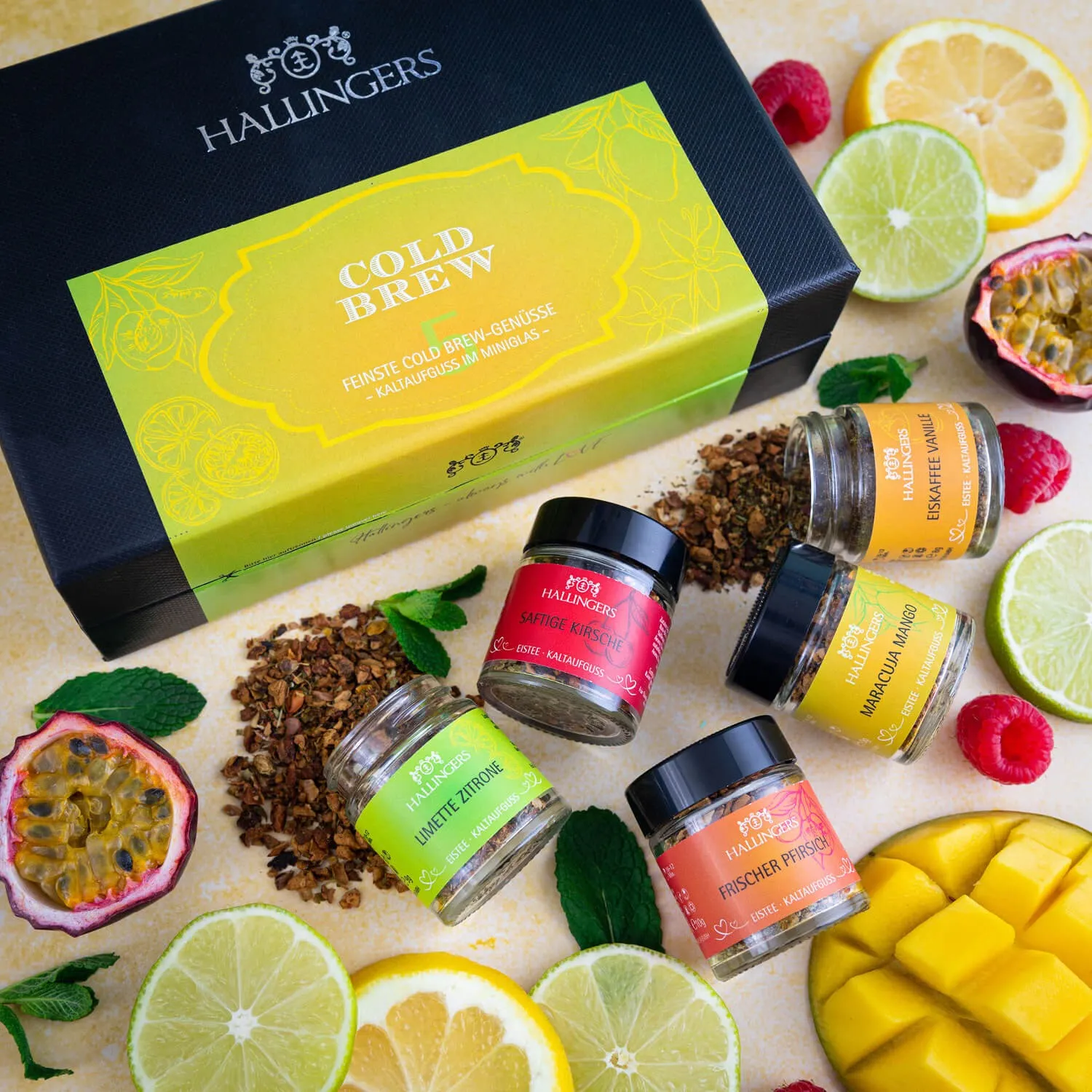 TEE SET IN DER GESCHENKBOX - 5 Sorten premium loser Tee als exklusives Probierset, stilvoll verpackt in einer edlen Geschenkbox mit Rezept-Booklet. Die besondere Geschenkidee für Teeliebhaber, Genießer & entspannte Wohlfühlmomente
