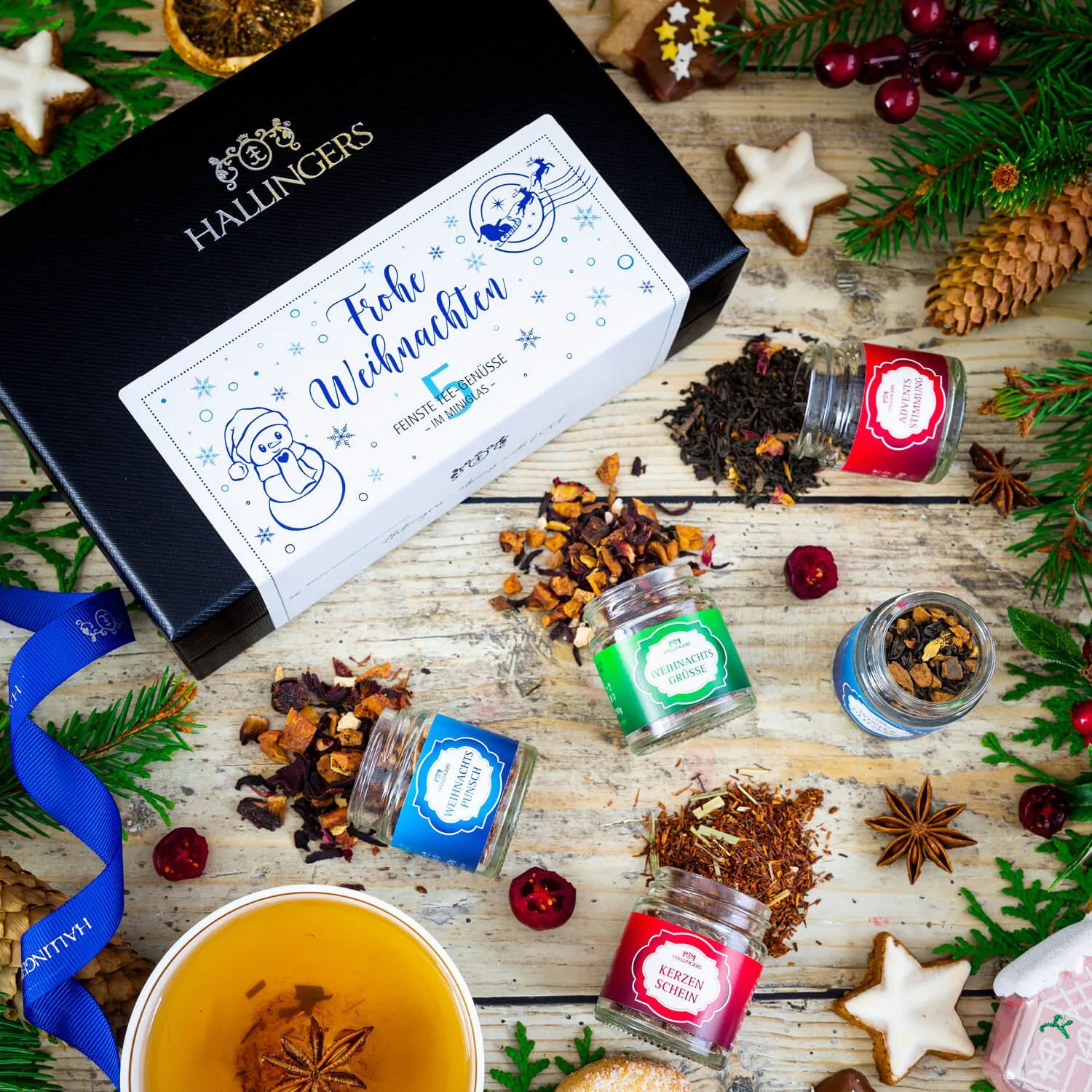 TEE SET IN DER GESCHENKBOX - 5 Sorten premium loser Tee als exklusives Probierset, stilvoll verpackt in einer edlen Geschenkbox mit Rezept-Booklet. Die besondere Geschenkidee für Teeliebhaber, Genießer & entspannte Wohlfühlmomente