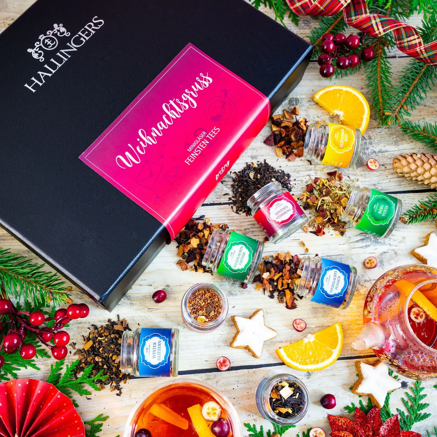 TEE SET IN DER GESCHENKBOX - 12 Sorten premium loser Tee als exklusives Probierset, stilvoll verpackt in einer edlen Geschenkbox mit Rezept-Booklet. Die besondere Geschenkidee für Teeliebhaber, Genießer & entspannte Wohlfühlmomente