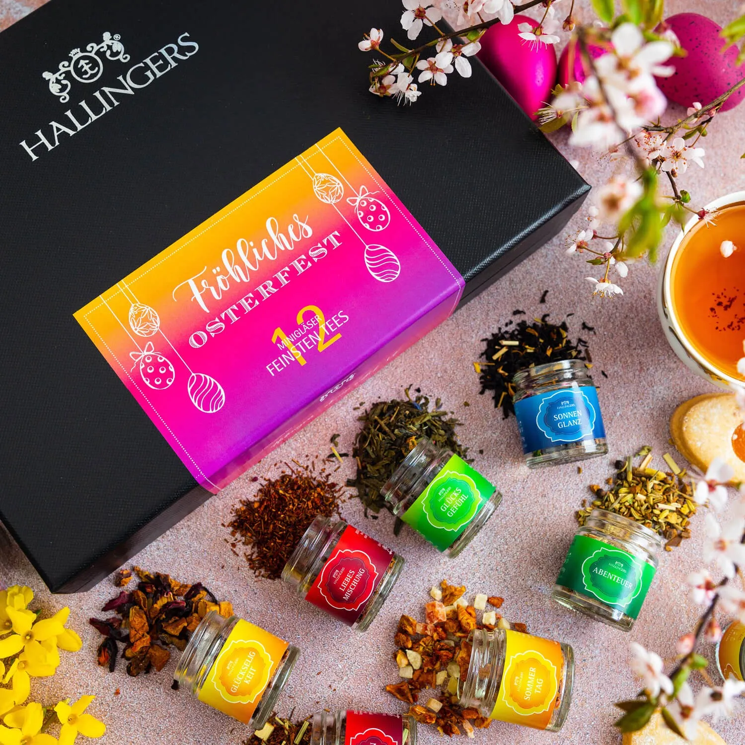 TEE SET IN DER GESCHENKBOX - 12 Sorten premium loser Tee als exklusives Probierset, stilvoll verpackt in einer edlen Geschenkbox mit Rezept-Booklet. Die besondere Geschenkidee für Teeliebhaber, Genießer & entspannte Wohlfühlmomente