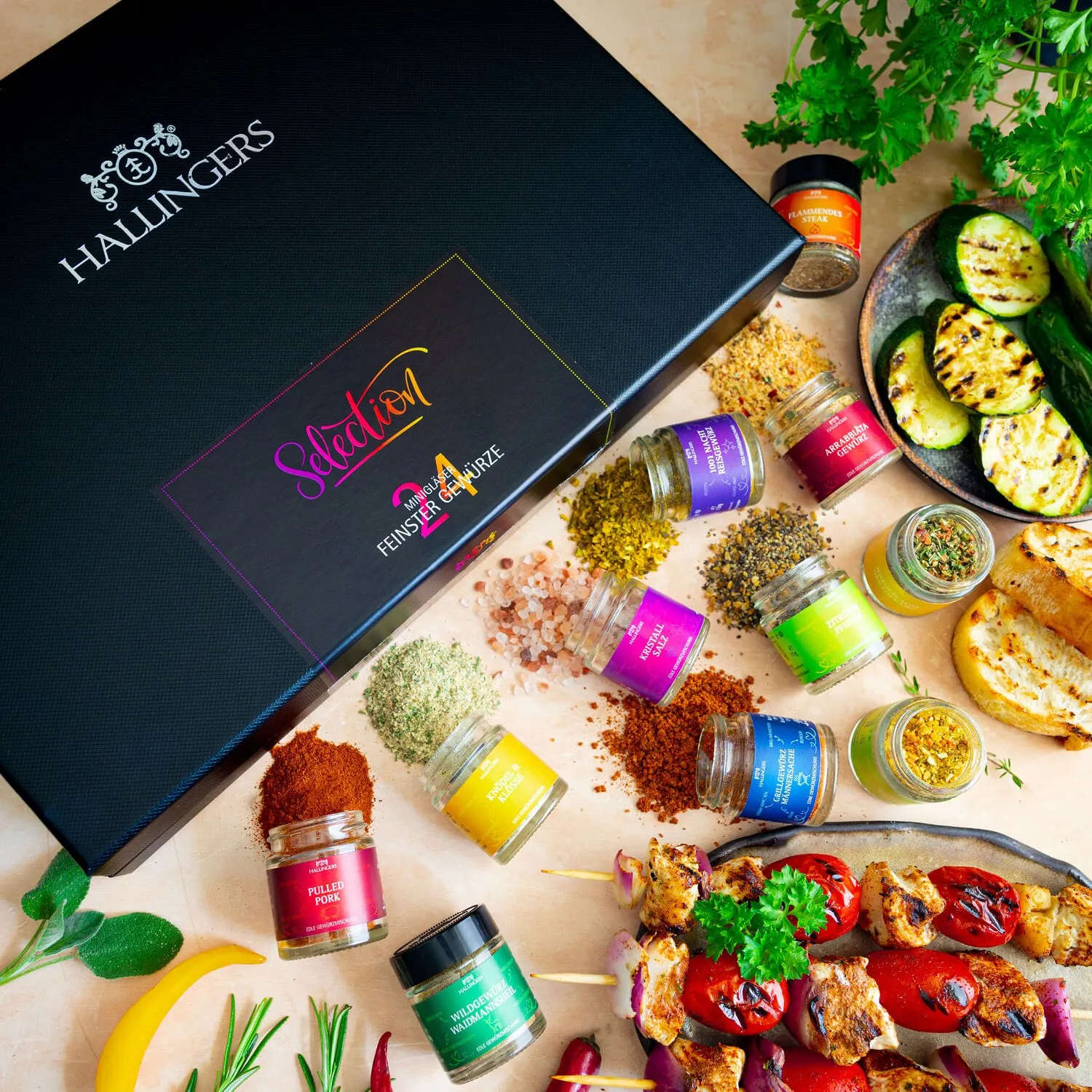 GEWÜRZ SET IN DER GESCHENKBOX - 24 Gewürze aus aller Welt als exklusive Gourmet-Selektion, stilvoll verpackt in einer hochwertigen Geschenkbox mit Rezept-Booklet. Die besondere Geschenkidee für Feinschmecker, Hobbyköche & Genussmomente