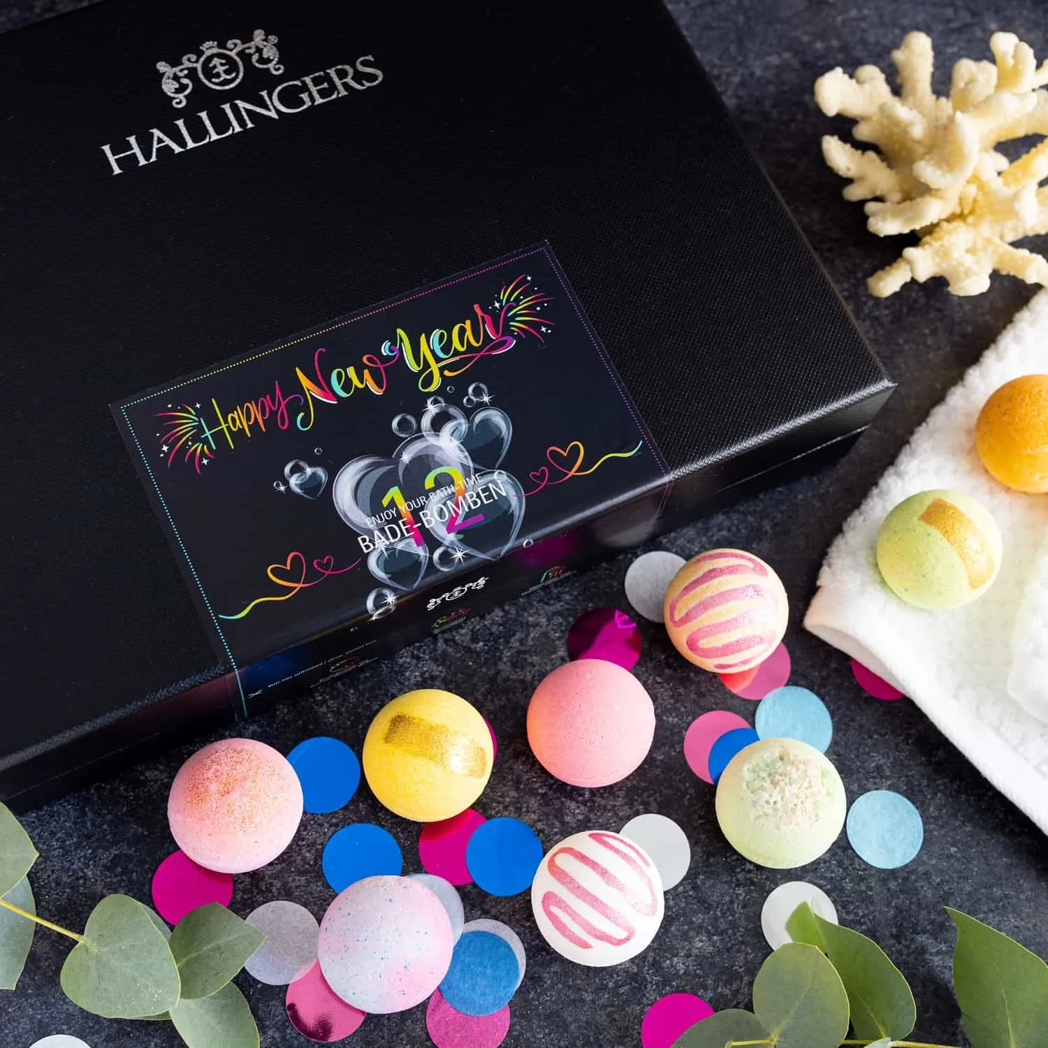 BADEBOMBEN SET IN DER GESCHENKBOX - 12x Badekugeln & Bath Bombs für entspannende Wellness-, Spa- & Wohlfühlmomente, stilvoll verpackt in einer edlen Geschenkbox. Die besondere Geschenkidee für Frauen, Entspannung & Me-Time